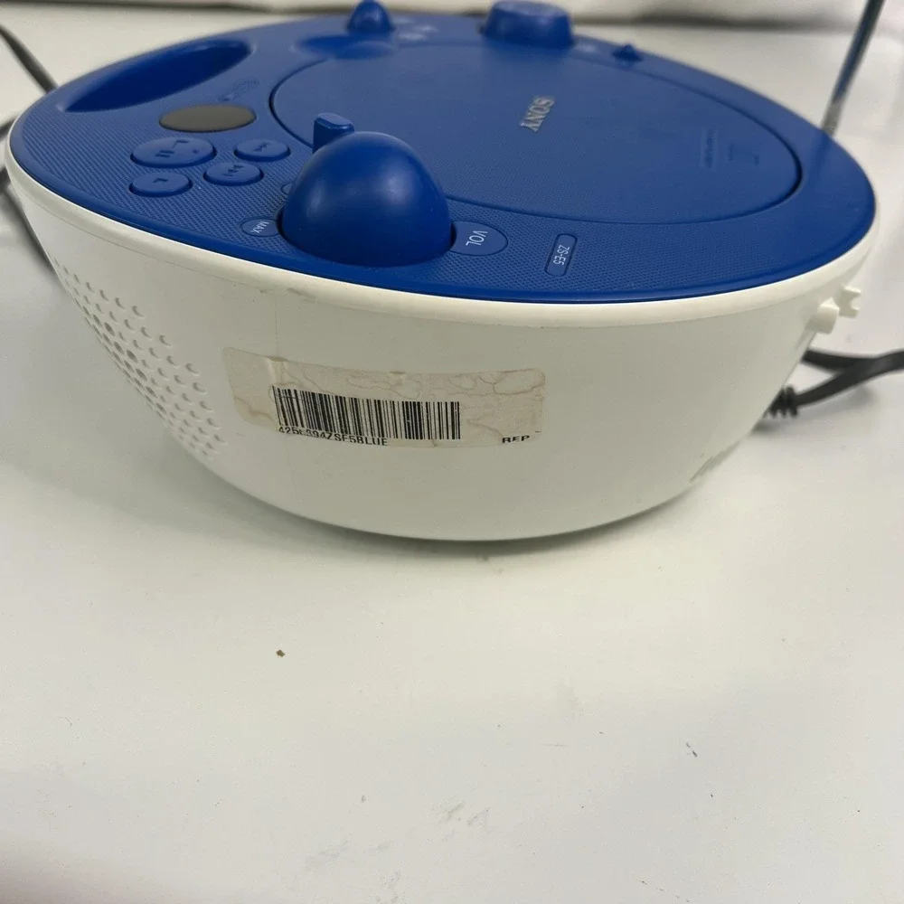 Sony ZS-E5 Blue Portable CD Player Stereo Boombox AM/FM Radio Audio In AC DC